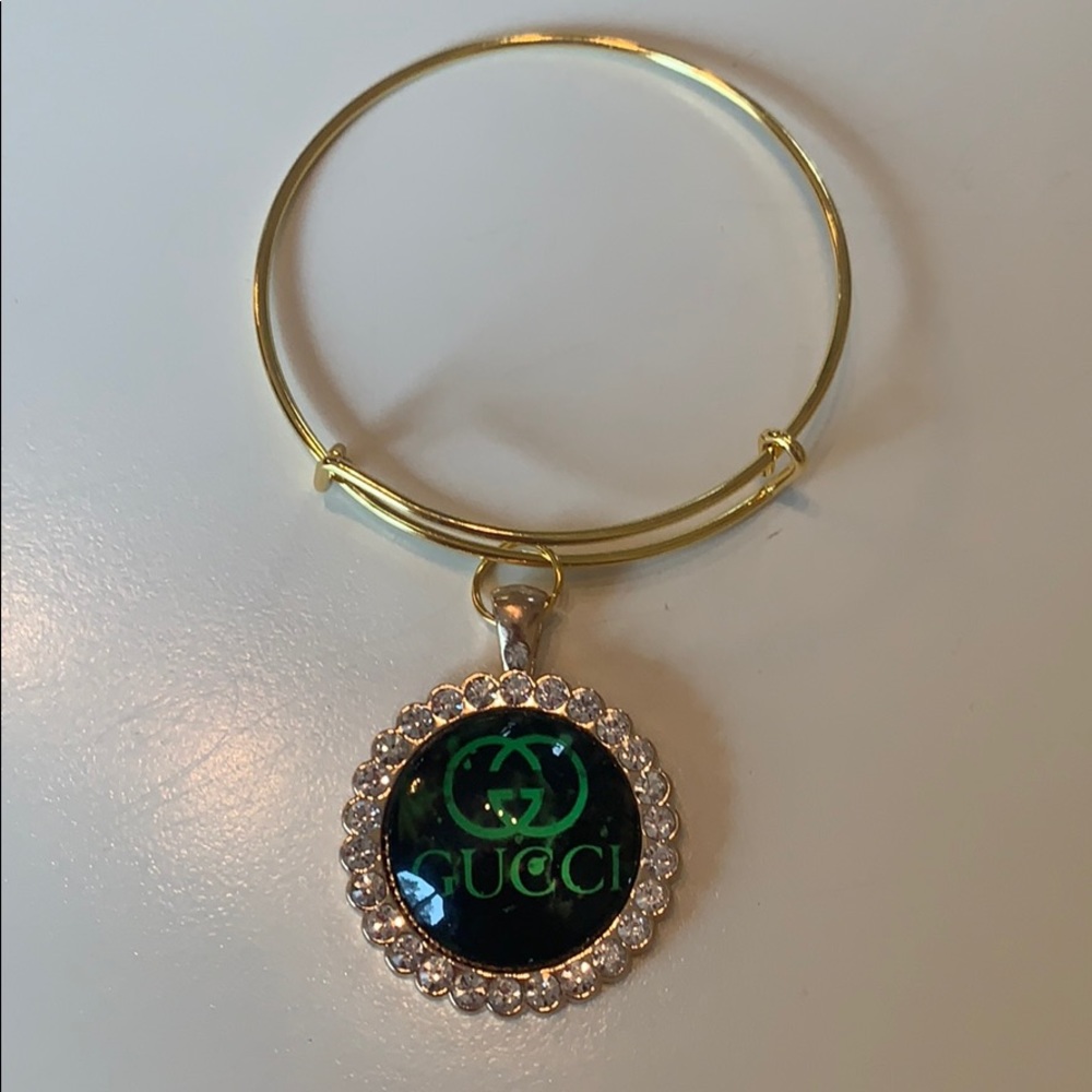 Charm Bangle Bracelet ❣️